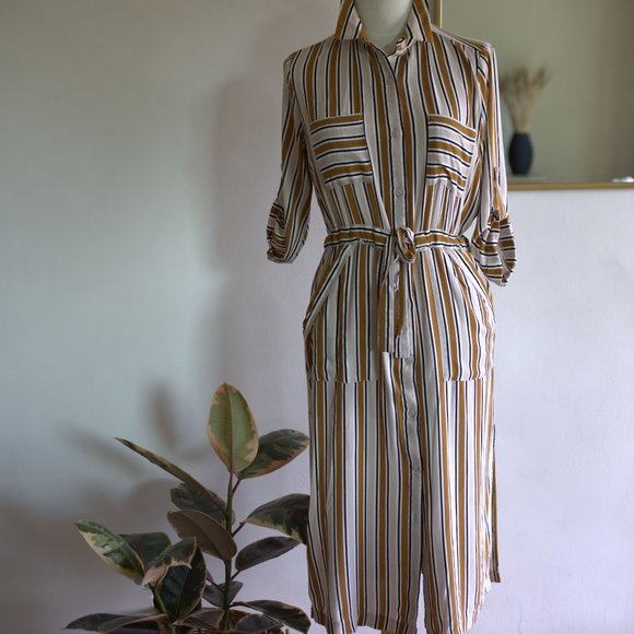 "Straight Lash" Tie and Button up Dress.  Striped Brown, Black, White, and Tan. - Picture 5 of 9